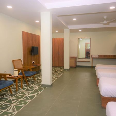 Hotel Ashray Ujaim Exterior foto