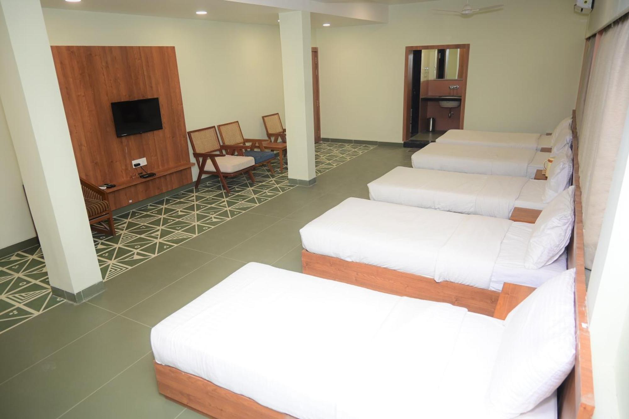 Hotel Ashray Ujaim Exterior foto
