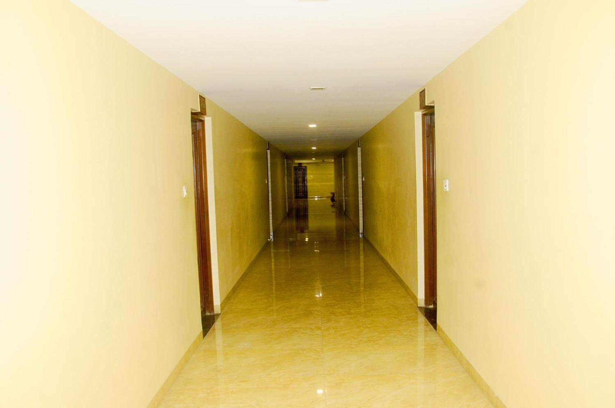 Hotel Ashray Ujaim Exterior foto